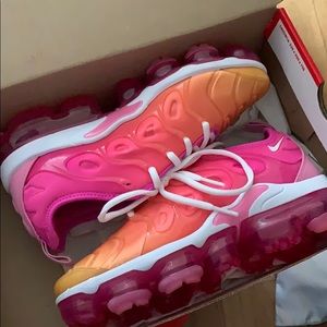 Vapromax pink AirMax